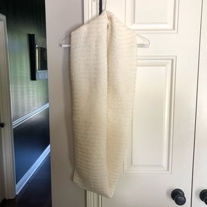 Ivory infinity scarf